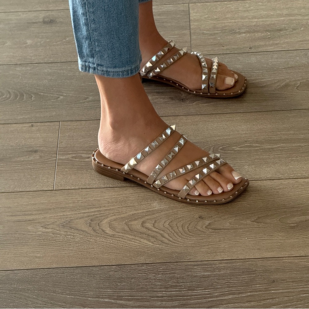 Steve Madden Tan Studded Sandals